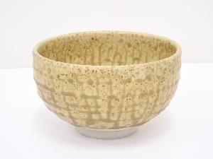 春山造　灰釉茶碗